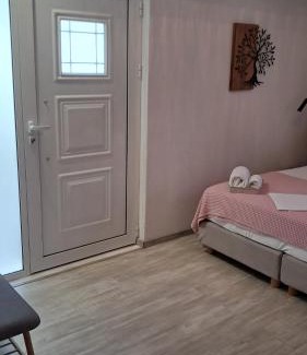 Markopoulo Mesogaias Apartment | Carpe Diem near the Athens airport