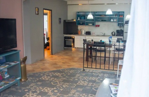 Chateauroux Ski Chalet | Carpentry - 2 bedrooms - air conditioning - wifi