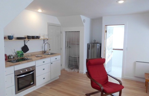 Fairhaven Apartment | Carriage House Studio in Bellingham