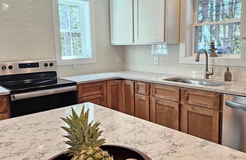 Seal Harbor House | Carriage Road Cottage- Walk to Jordan Pond House
