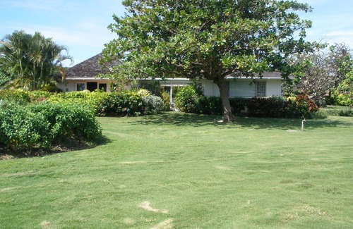 Long Bay Villa | Carrington: Cliff Front with Pool & Beach Access-Car Rental incl.in Summer
