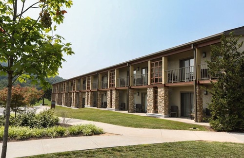 Fairfield Apartment | Carroll Valley Hotel | 2 Dbl Beds + Resort Access