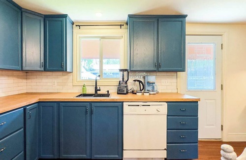 Point Clark Cottage | Carruthers Cottage | Lake-Themed Comfort Just Steps from the Shore