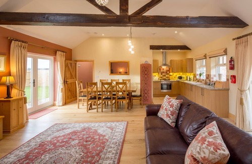 Beverley Cottage | Cart House 4 bedrooms - sleeps 9 guests in 4 bedrooms