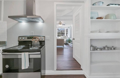 Forest Acres House | Carter Compound + Private Apt | Near Ft Jackson