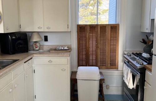 Vinalhaven House | Carver's Pond Retreat