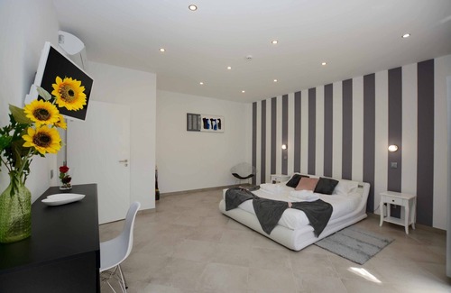 Poco Partido Hotel | Carvoeiro B&B and S.P.A Suite 4