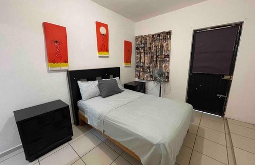 Villa de Alvarez House | Casa 2 baños, 2 recámaras, 2 patios y cochera