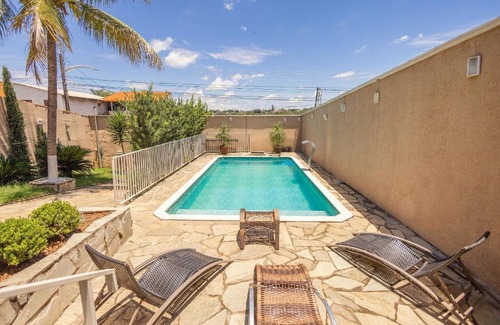 Caldas Novas House | Casa 4 Quartos c/Varanda Gourmet e Piscina
