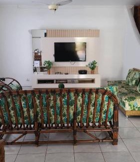 Jardim Virginia House | Casa 5 min Praia da Enseada Guarujá