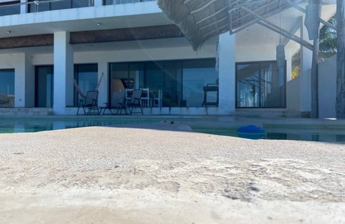 Yucatan Peninsula House | Casa A LA Orilla DEL MAR CON Piscina
