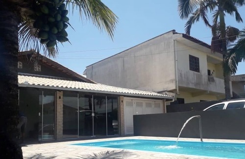 Ubatuba House | Casa Aconchegante, Churrasqueira e Piscina 4 Suits +1 Quarto, Próximo ao mar