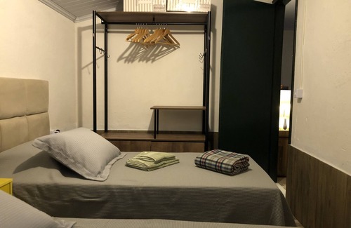 Conservatoria Other | Casa Aconchegante em uma Fazenda em Conservatória. Aceita Animais de Estimação!