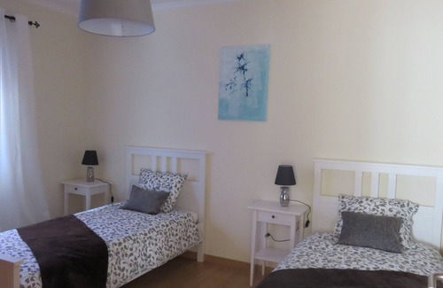 Estreito da Calheta House | CASA AGAPANTHE Large comfortable house and swimming pool