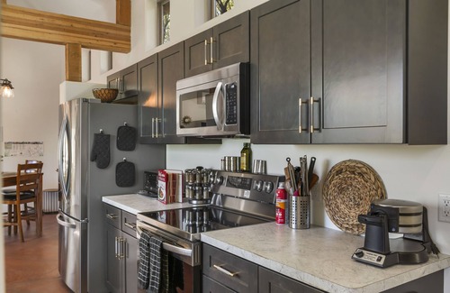 Wickenburg House | *CASA AGAVE* New Fully Appointed! Couples and Meadows Clients. READ REVIEWS!