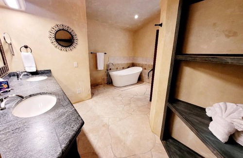 Del Monte Forest House | ~Casa al Mare Pebble Beach, Close to Beaches and More!~