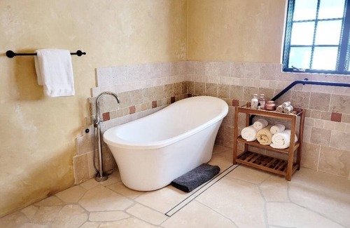 Del Monte Forest House | ~Casa al Mare Pebble Beach, Close to Beaches and More!~