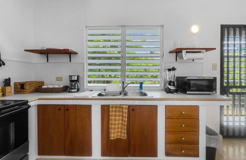 Membrillo Apartment | Casa Almendros 1 | Ocean Getaway House @ Camuy