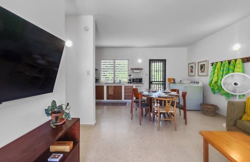 Membrillo House | Casa Almendros | House For 8PPL Near Beach @ Camuy