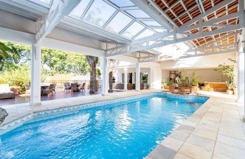 Seminario Villa | Casa alto padrão com piscina