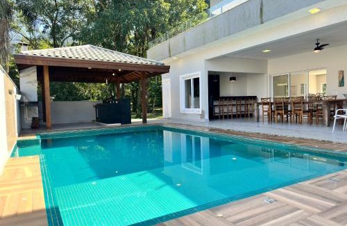 Lagoinha House | Casa Alto Padrão em Ubatuba em Condomínio