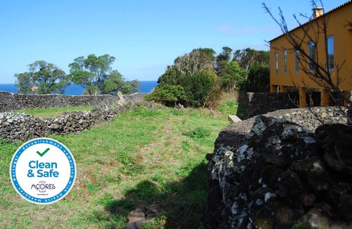 Ponta Delgada Villa | Casa Amarela - Area, comfort, light and superb view to the mountains and sea