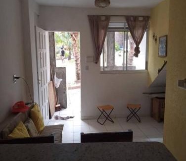 Salvador House | Casa Amarela, Ilha dos Frades
