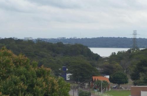 Guaira House | Casa Amarte - Sobrado Privado com Garagem