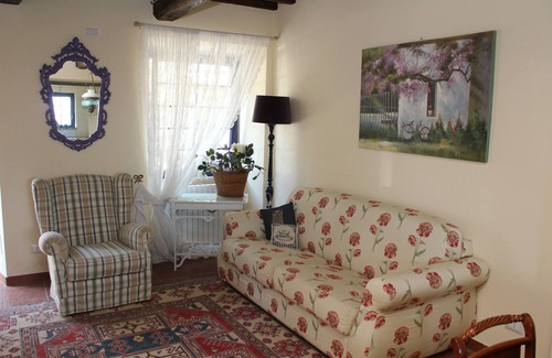 Bagnoregio Apartment | CASA AMOROSA is A HOUSE ON THREE FLOORS WITH A HABITABLE CELLAR AND TWO TERRACES.