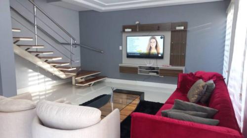 Foz do Iguacu House | Casa Ampla - Climatizada - Piscina-Aerea gourmet para ate 20 pessoas