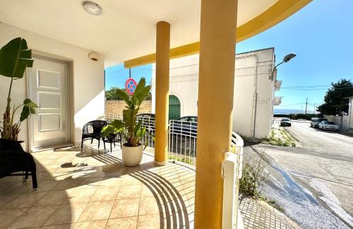 Santa Maria al Bagno House | Casa Appia, fronte mare con giardino - Marea Stays Collection
