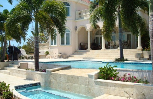 Cudjoe Key House | CASA AQUA - 16 Acre Open Water Spanish Style Casual Elegance