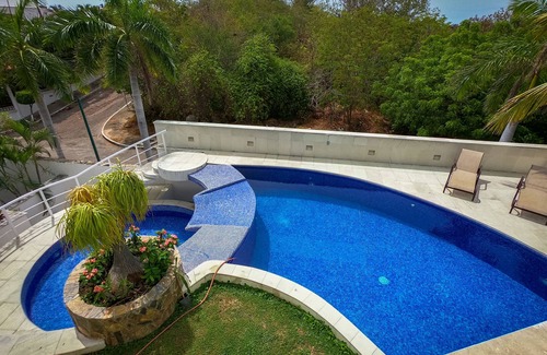 Santa Maria Huatulco House | Casa Arenas - Luxury Villa in Huatulco Oceanfront