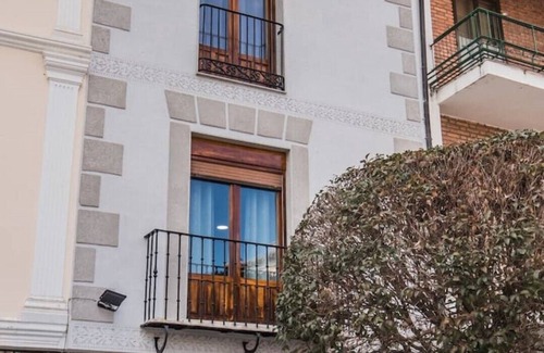 Arevalo House | Casa Arrabal Arévalo VUT: Central, with style