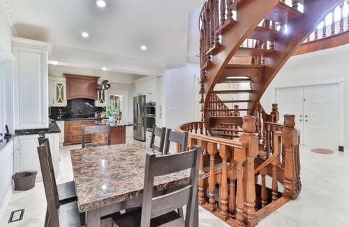 Newtonbrook House | Casa Athena — Luxury Toronto Mansion with Gym