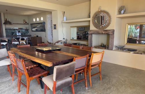 Veintiseis de Octubre House | Casa AYA A magical house on the north shore of Peru.