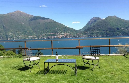 San Siro Apartment | CASA AZALEA Nice apartment with wonderful lake view
