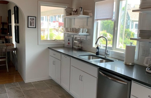 South Haven Apartment | CASA B Soha Mi ADORABLE APARTMENT Steps from beautiful NORTH BEACH sleeps 4