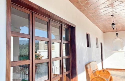 Ciudad Vieja House | Casa Balam, a relaxing home with stunning volcanic views near Antigua