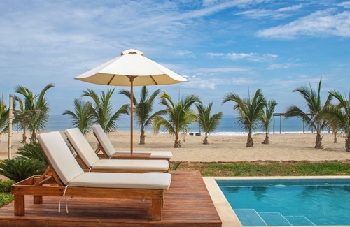 Punta Sal House | Casa Bamboo - Private Beach House