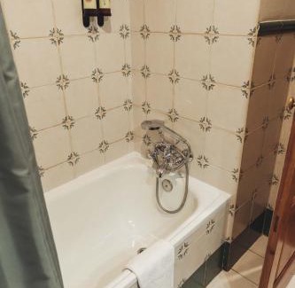 Pradoluengo Hotel | Casa Barría