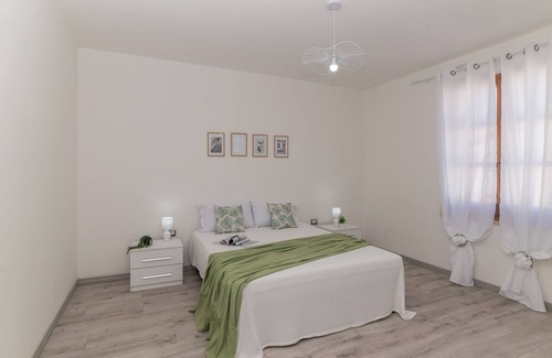 Codrongianos Apartment | Casa Belvedere With A/C, Codrongianos, Italy