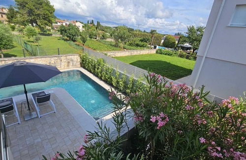Matohanci Apartment | CASA BIANCA One-Bedroom Apartment with Balcony 2