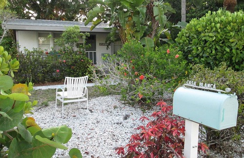 Sanibel Cottage | Casa Blanca Cottage - East Lighthouse End