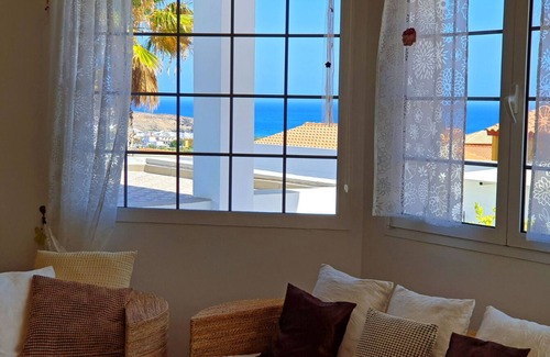 Tarajalejo House | Casa Blanca max. 4 persons -WiFi -with sea view -2 bedrooms