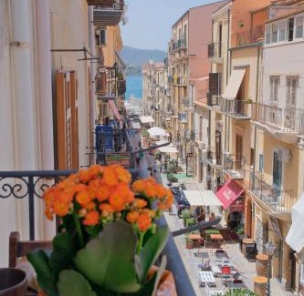 Old Town Apartment | Casa Bordonaro B (by Vacation Service)