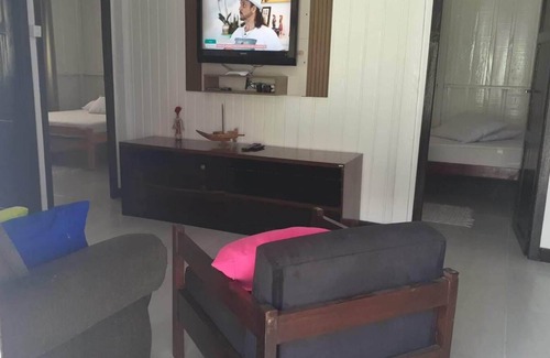 Balneario Arroio do Silva House | Casa Proximo ao Mar, com Mesa de Sinuca