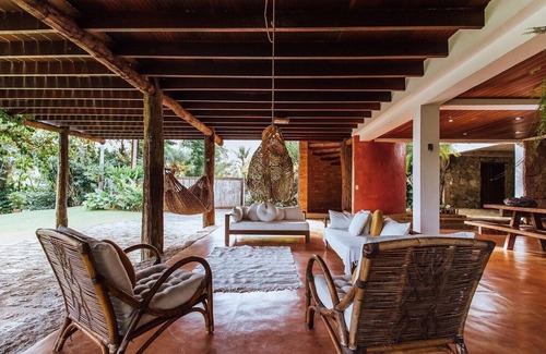 Saco da Capela House | Casa em Ilhabela, Ótima Localização, Integrada à Natureza