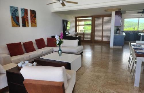 Santa Maria Huatulco Apartment | Casa Brisa Azul