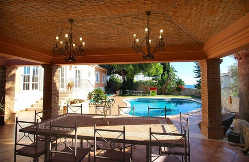 Carvoeiro Villa | Casa Bruella - Walk to beach, Pool, WiFi and BBQ
